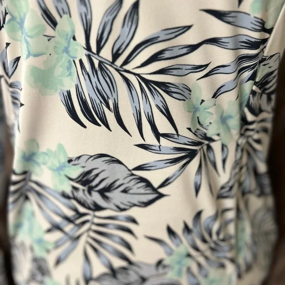 Tommy Bahama Golf Stretch Tropical Print 1/3 Zip - Size S/P - Picture 10 of 14